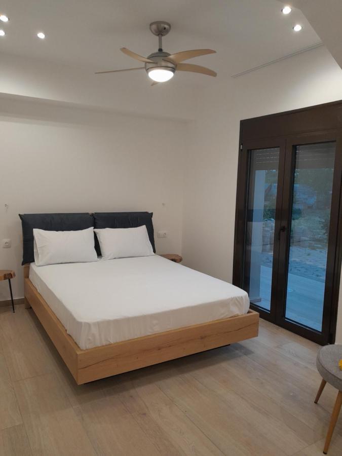 Central House 2 Epidaurus 外观 照片